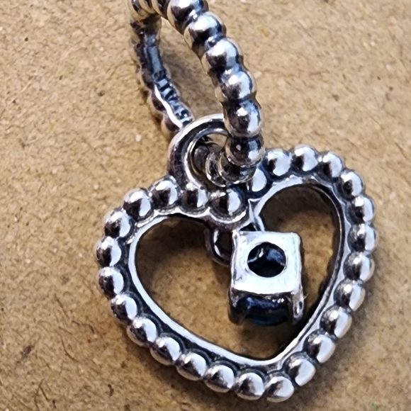 Pandora Rainforest Green Beaded Heart Dangle Charm - Picture 5 of 7